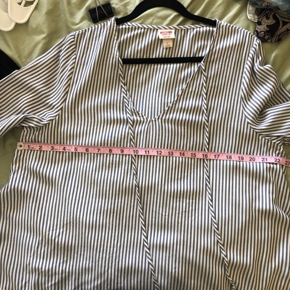 Modismo L Bell Sleeve Peasant Tunic Blue White NWT - Picture 3 of 5